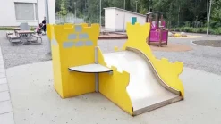 Basic Lekeslott med sklie