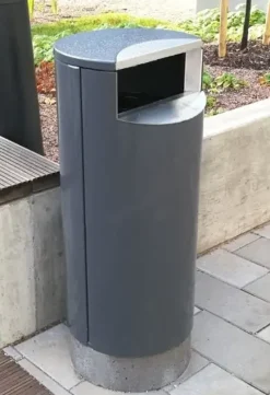 Betongfundament Kita og CT avfallsdunker