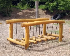 Bjelkebro i robiniatre