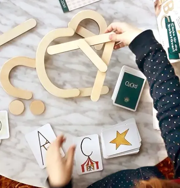 Clicko lære bokstaver
