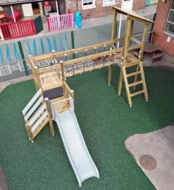 Clover aktivitetstårn