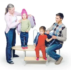 Den hele påkledingsbenk