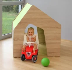 Educasa lekehus med oppheng for stofftak