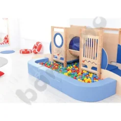 Lekehjørne Ubåt med basseng