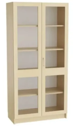 Materialskap med glassdører