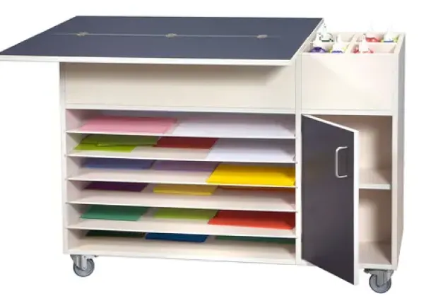 Materialvogn med bord