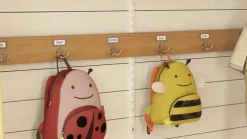 Mona Plus kroklist med navnskilt 2 rom