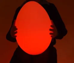 Mood lysende stort egg