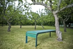 Nonstop Watching benk