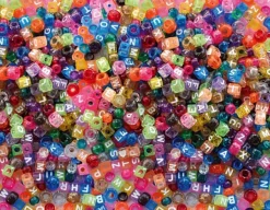 Plastperler bokstaver og kongo