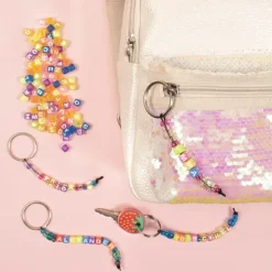 Plastperler bokstaver og kongo