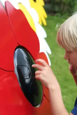 Poppy petal drum forankring i jord