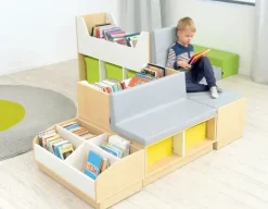 Quadro bokreol med sitteseksjon