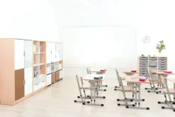 Quadro låsbare dører hvit