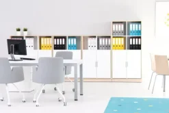 Quadro stor dør til yttervegg beige