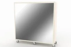 Speil på bakside kubus reol