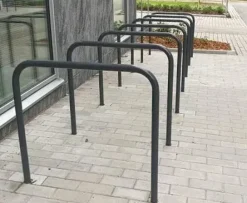 Svallet sykkelstativ pulverlakkert