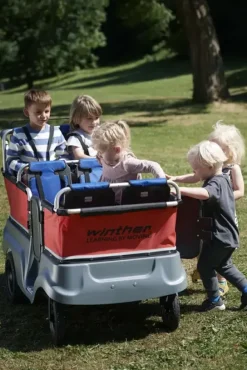 Turtle barnebuss med 6 seter